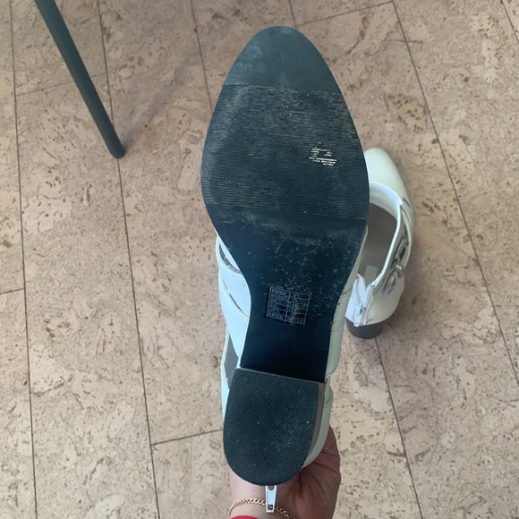 White Heeled Boot - Picture 5 of 5